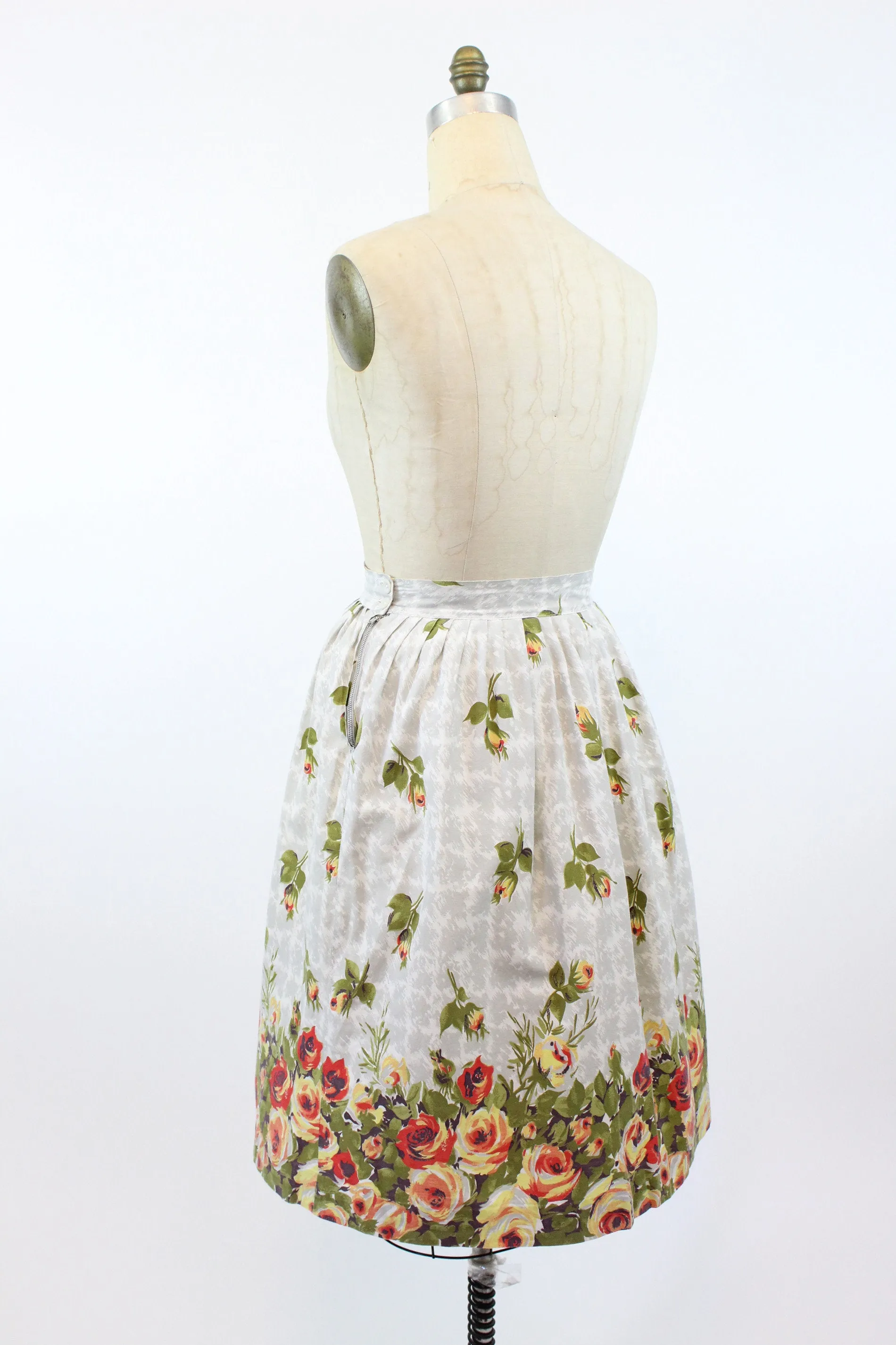 1950s rose print skirt medium | new spring