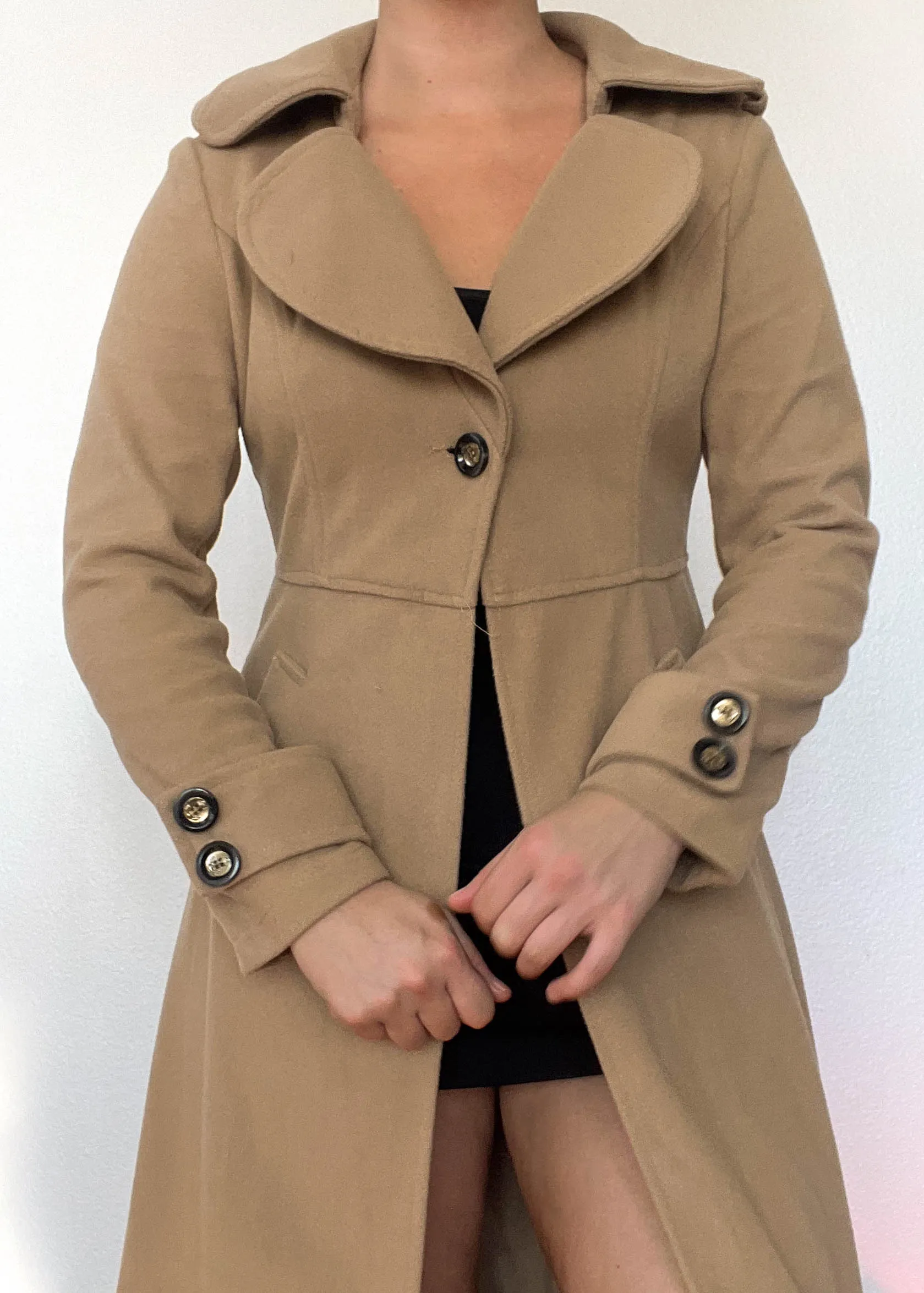 90's Classy Tan Trench (M)