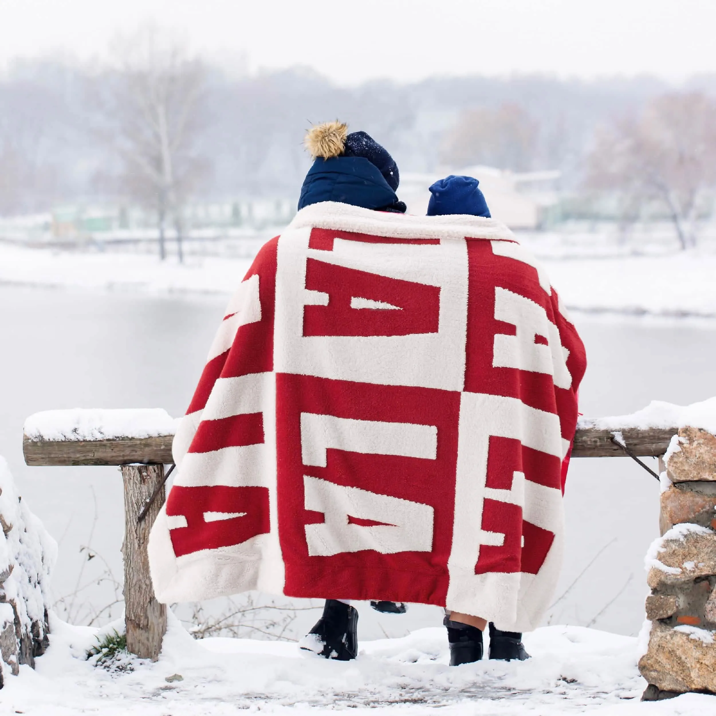 Bedsure Christmas Falala Red Sherpa Throw Blanket