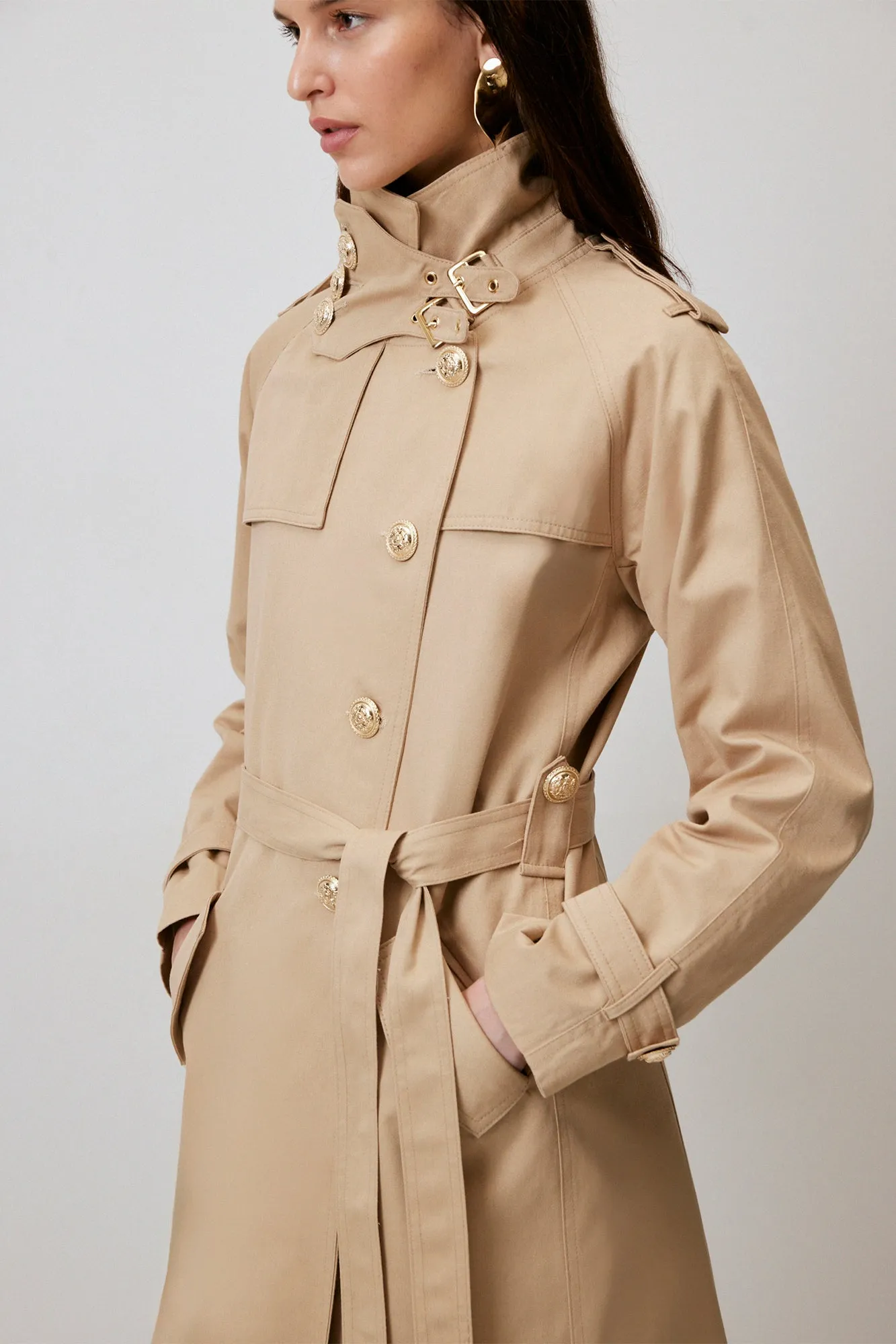 BELTED GOLD BUTTON DOUBLE BREASTED TRENCH COAT