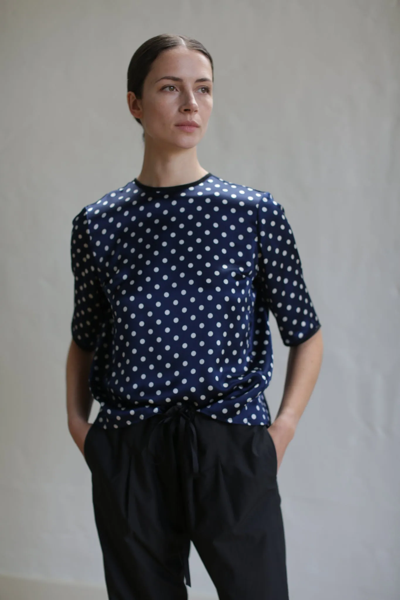 Crewneck Tee | Navy Polkadot