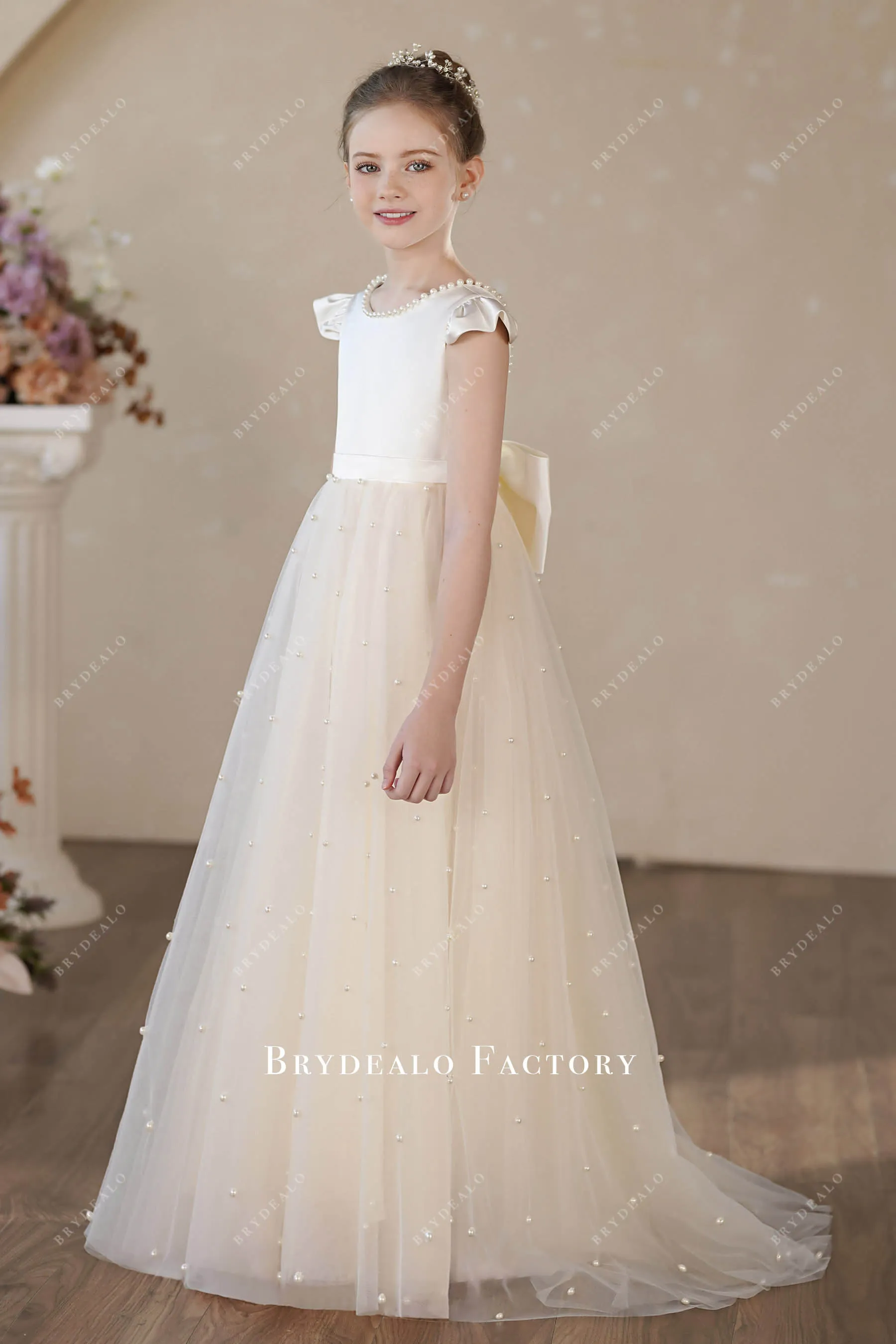 Elegant Cap Sleeve Satin Pearl Tulle Aline Flower Girl Dress