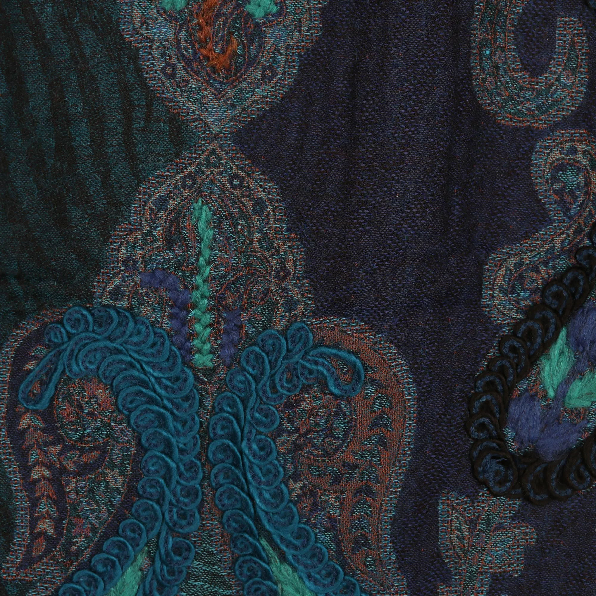 Hand-Embroidered Paisley Patterned Wool Shawl - Magic Paisley