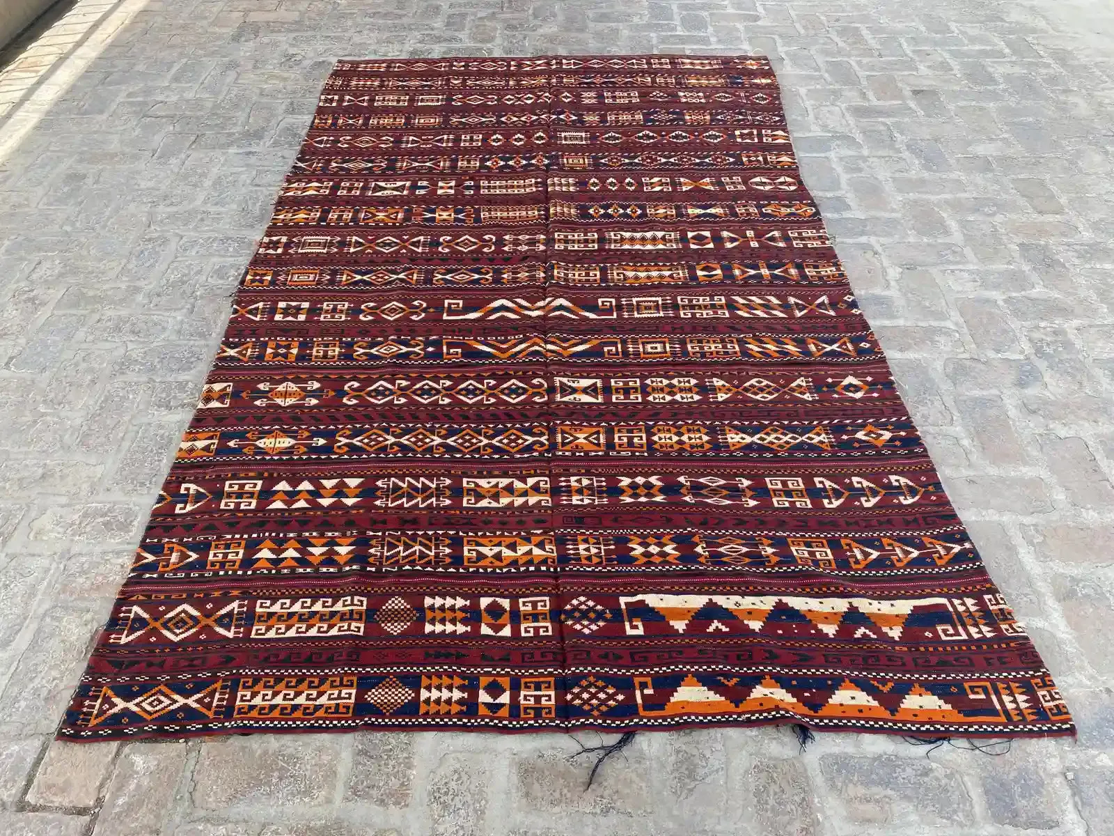 Handwoven Gajari Shawl Kilim - 5.10 x 9.10