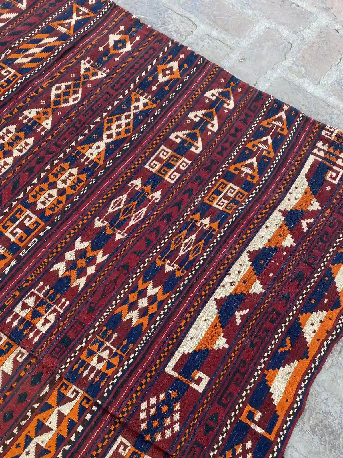 Handwoven Gajari Shawl Kilim - 5.10 x 9.10