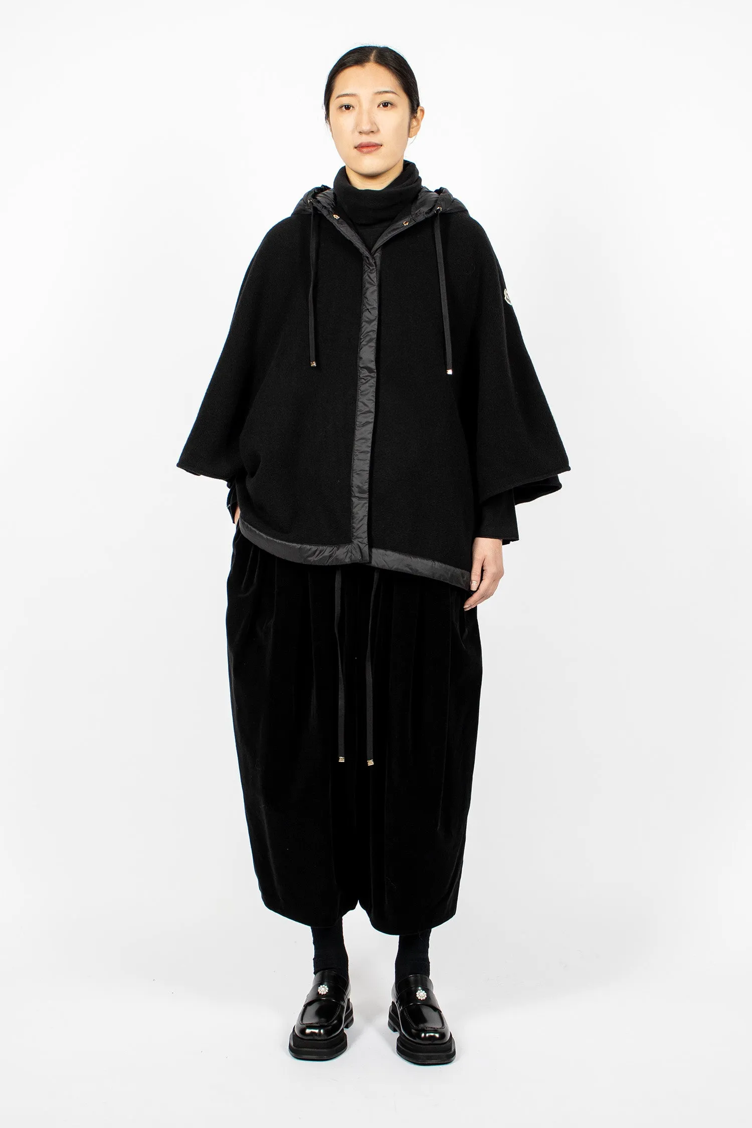 Hooded Wool Cape Black