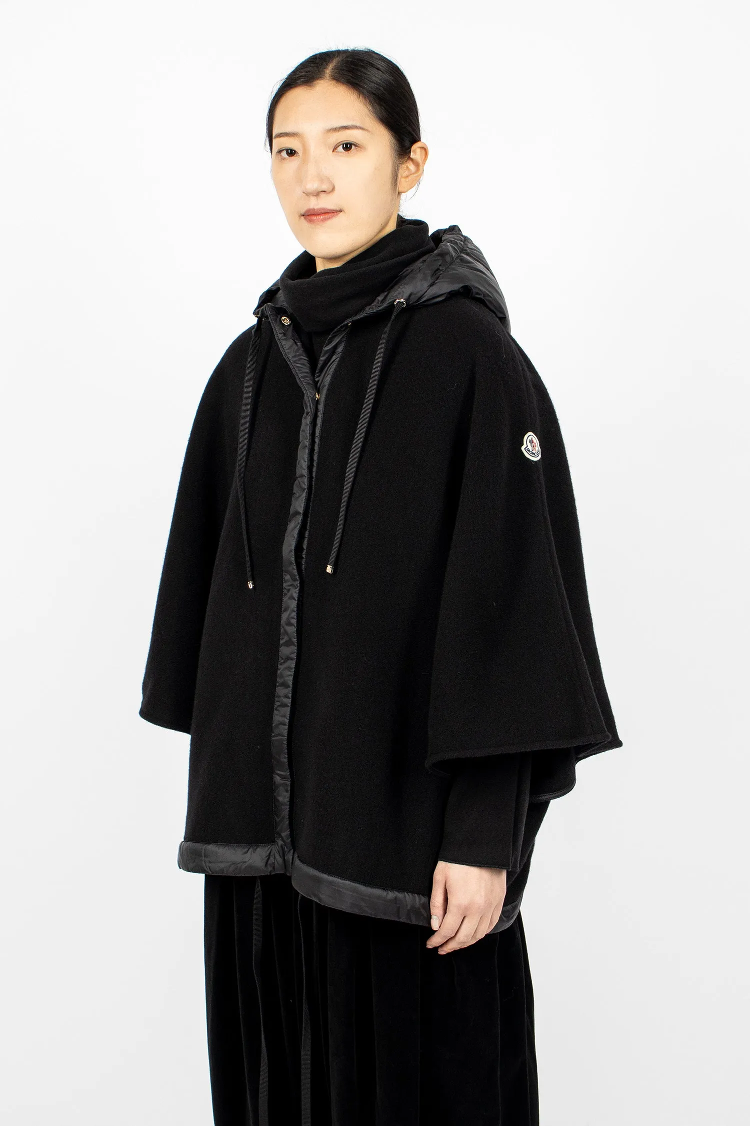 Hooded Wool Cape Black