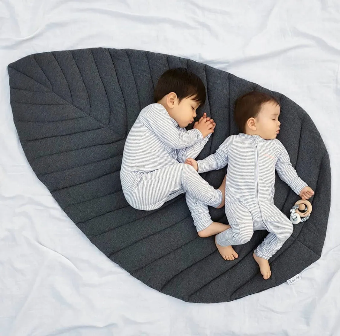 Leaf Cotton Play Mat | Grey