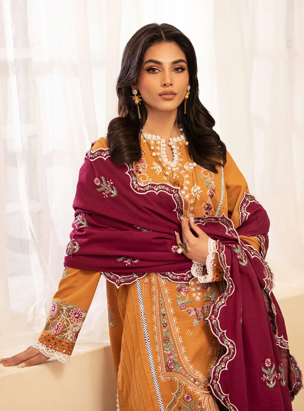 Roheenaz Meraki Winter Linen '24 – Saffron