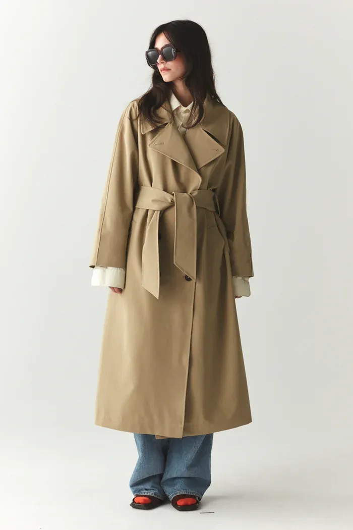 Roomy trench Beige