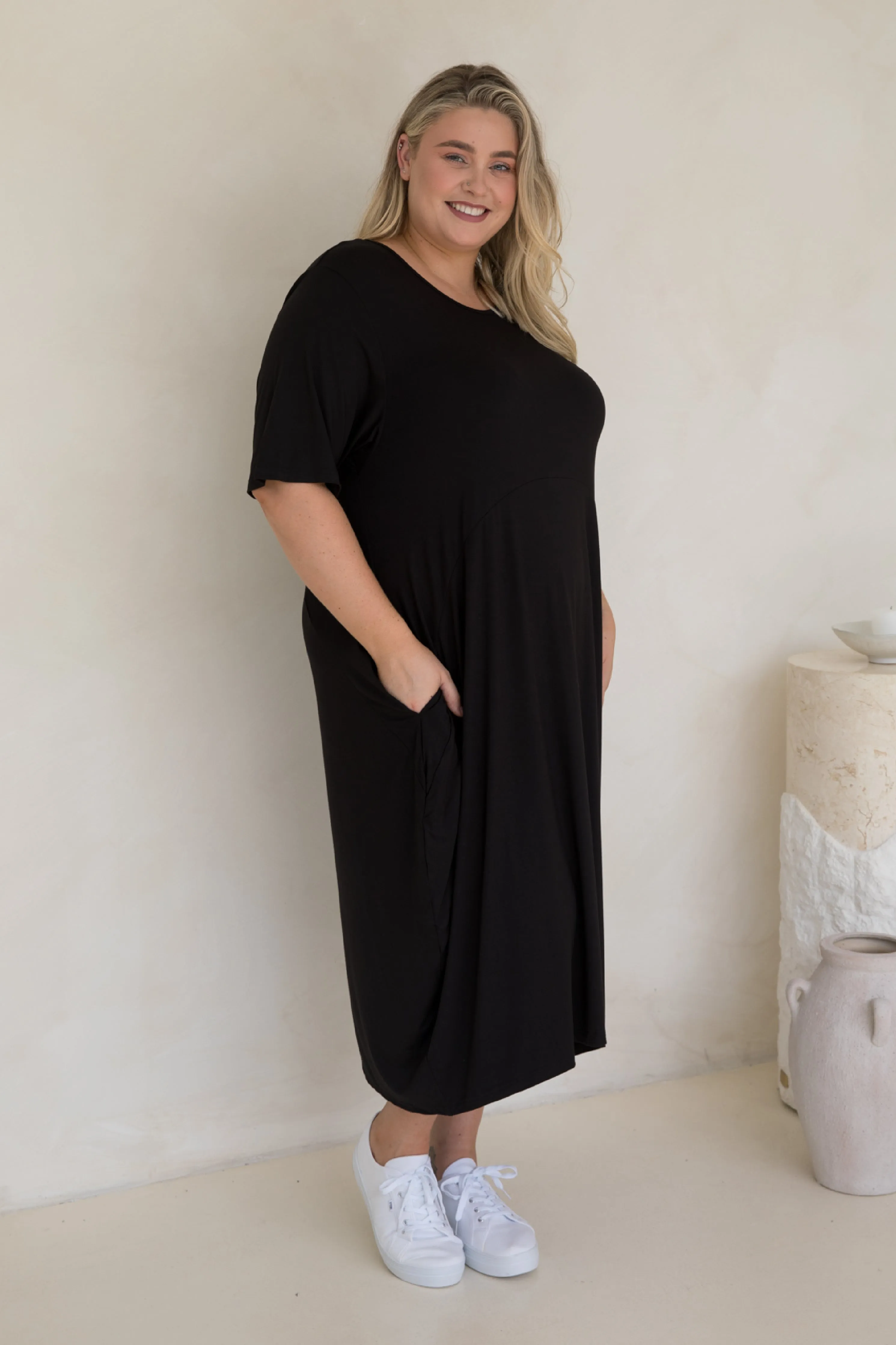 Short Sleeve Soho Dress | Black