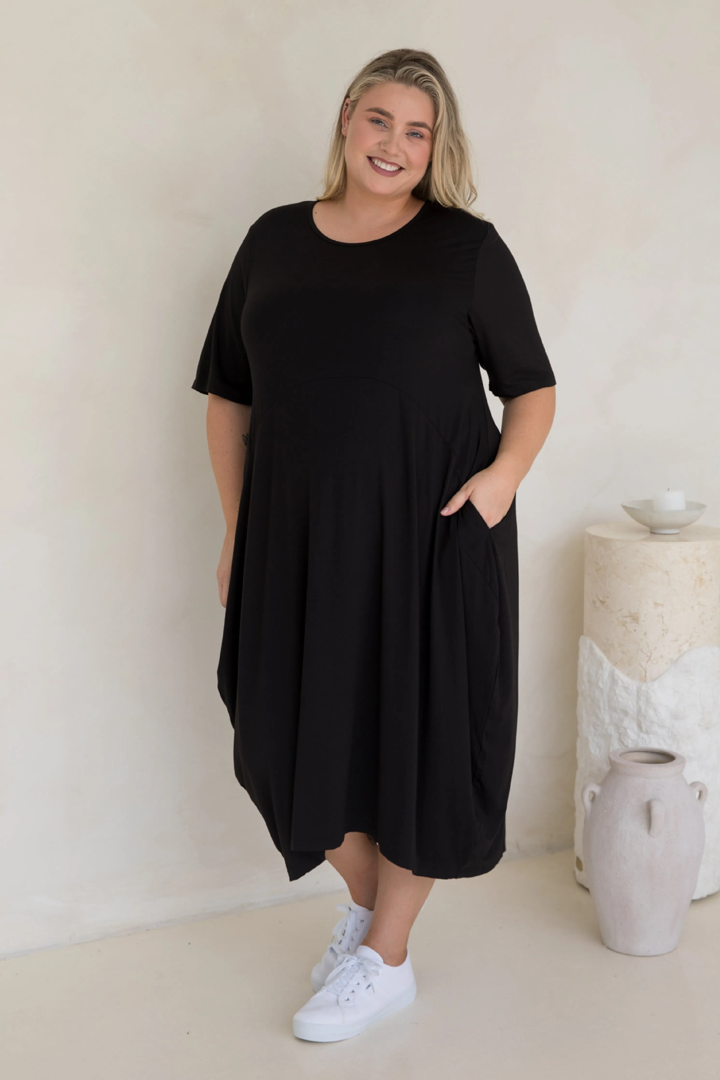 Short Sleeve Soho Dress | Black