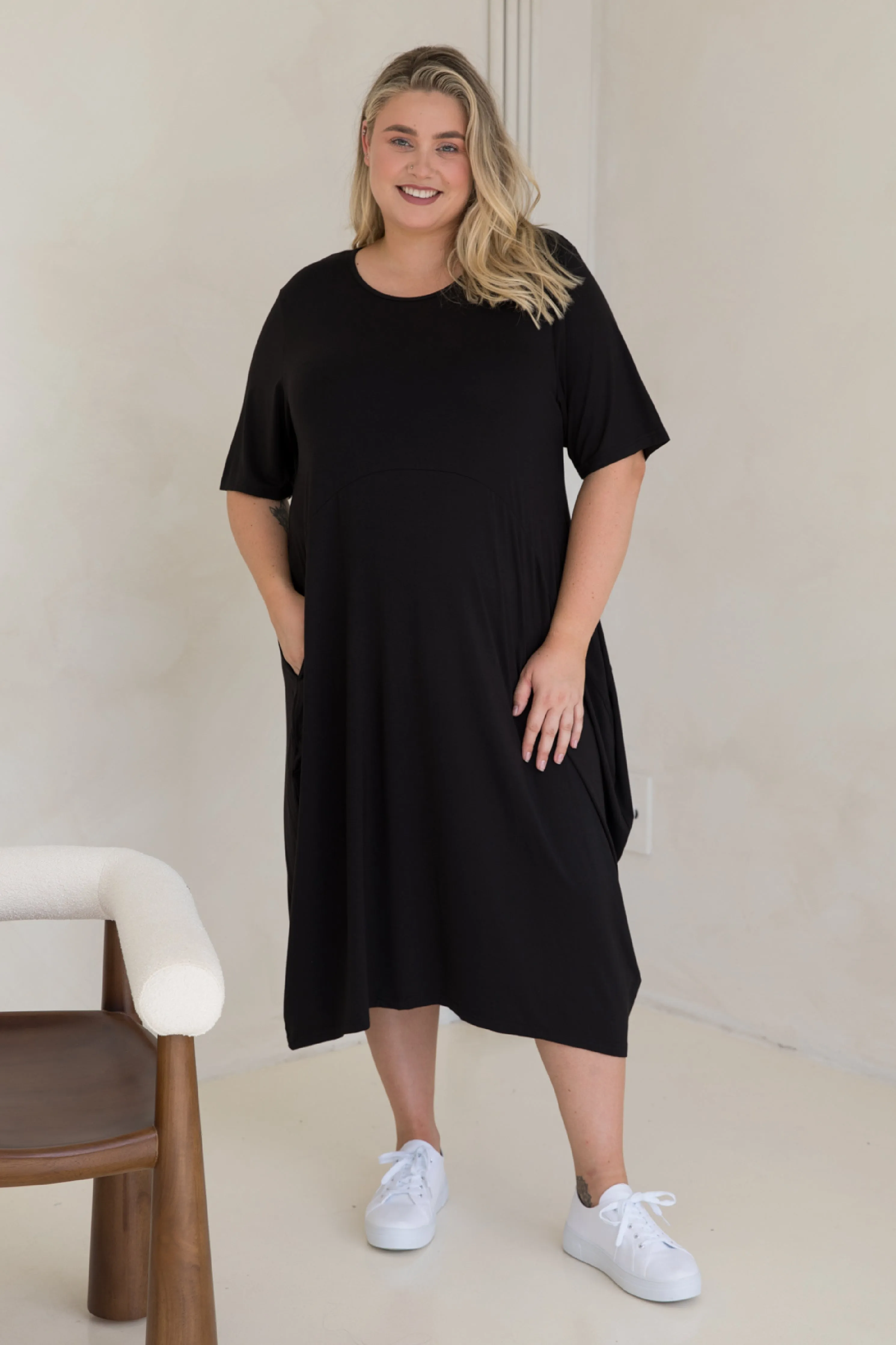 Short Sleeve Soho Dress | Black