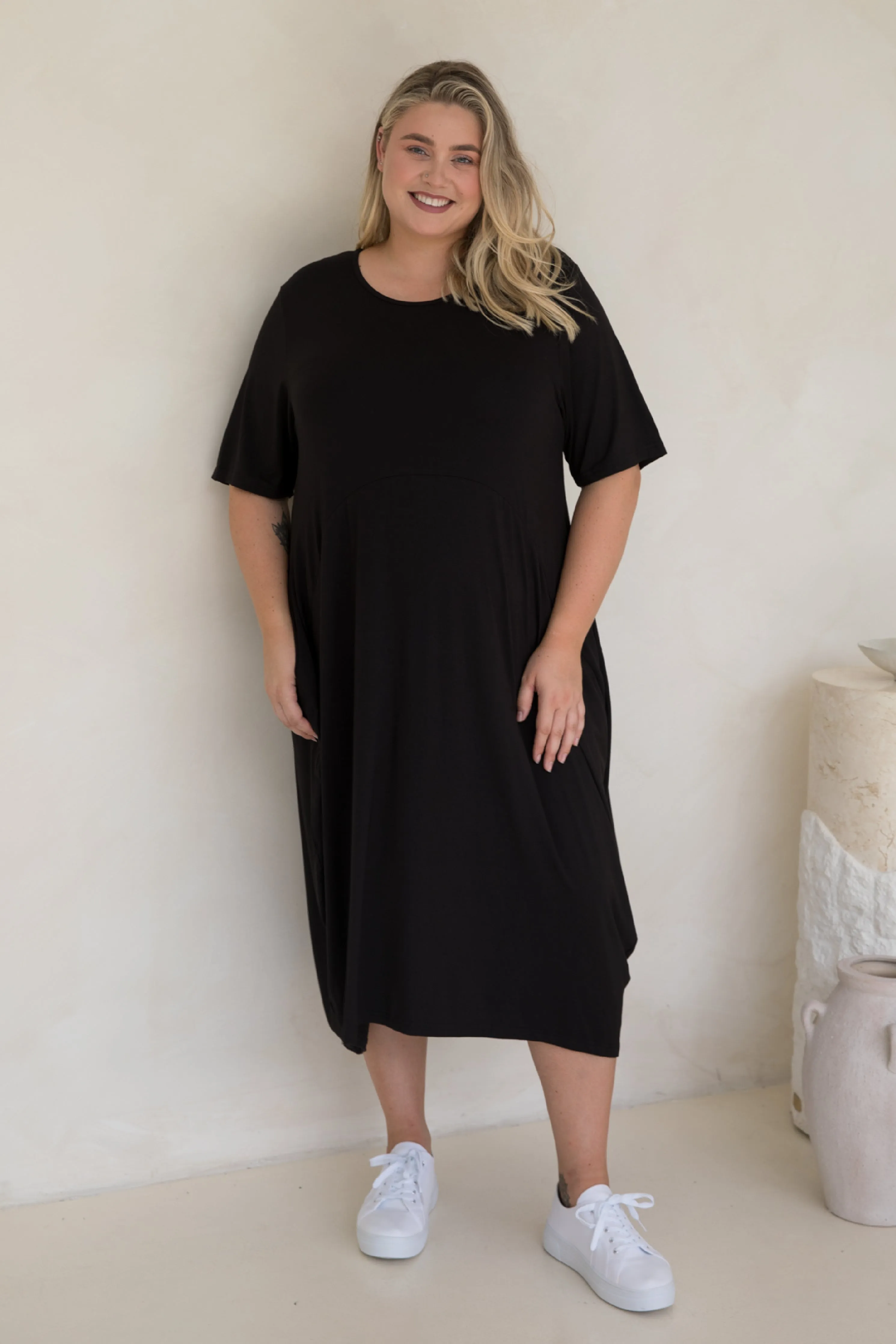 Short Sleeve Soho Dress | Black