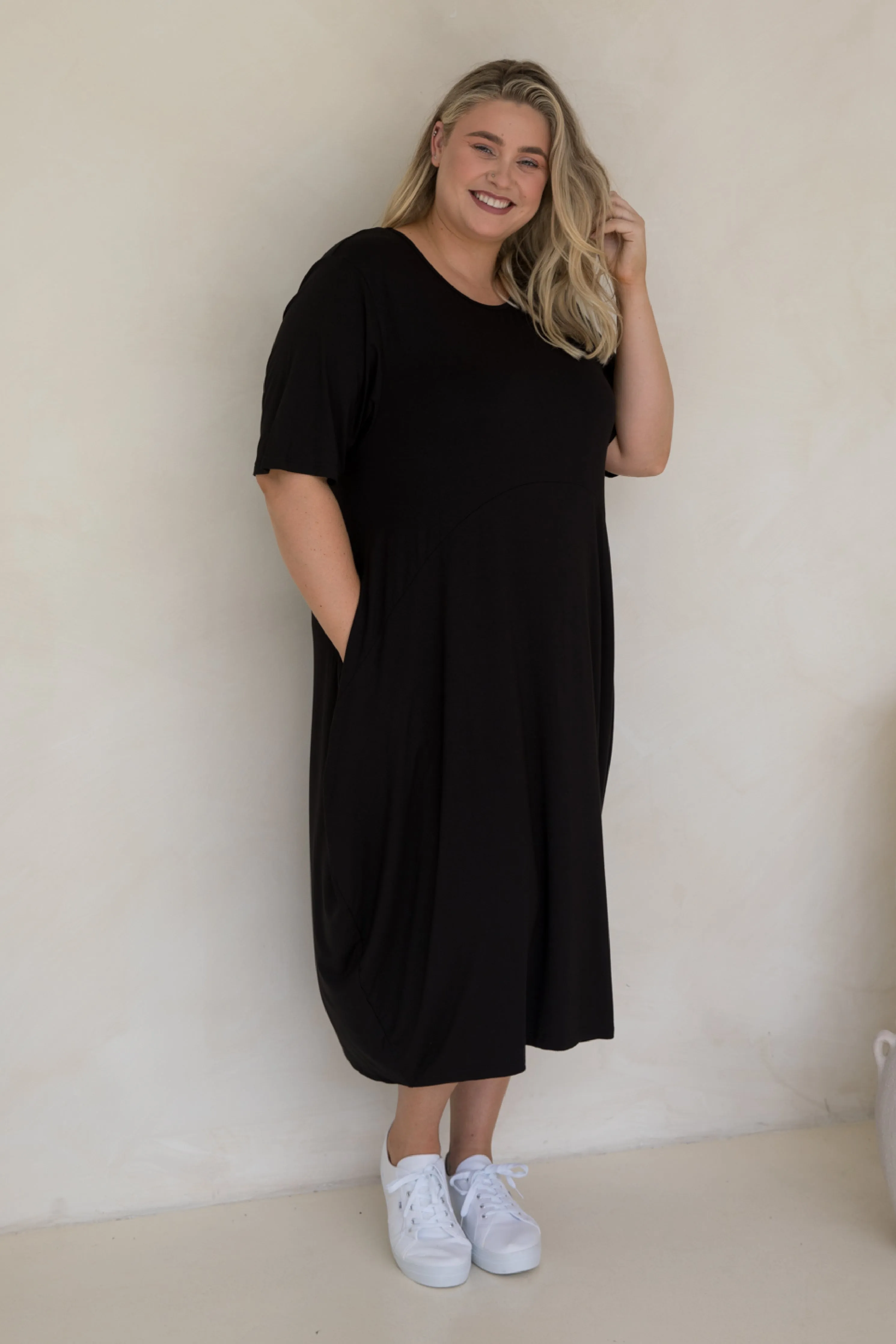 Short Sleeve Soho Dress | Black