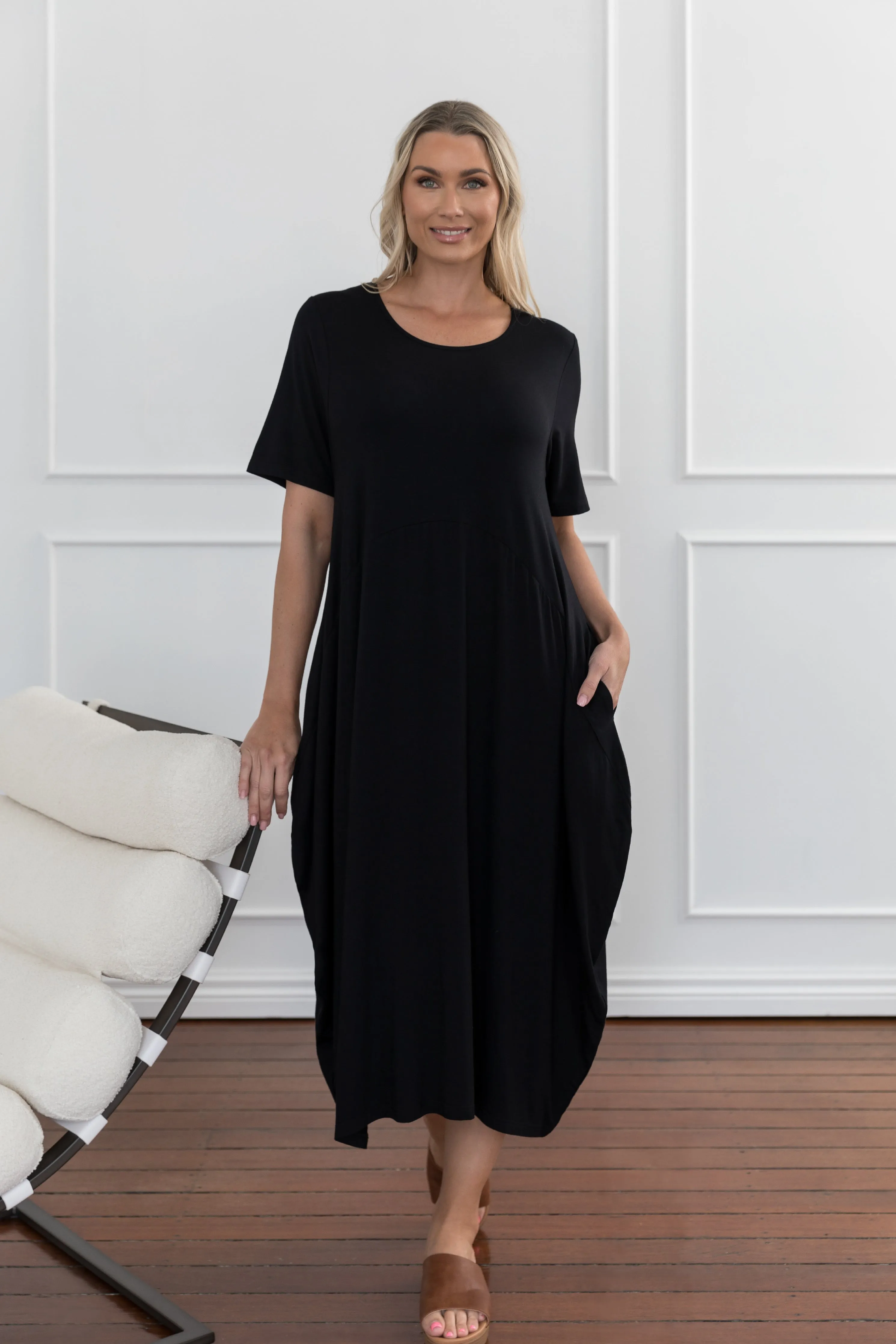 Short Sleeve Soho Dress | Black