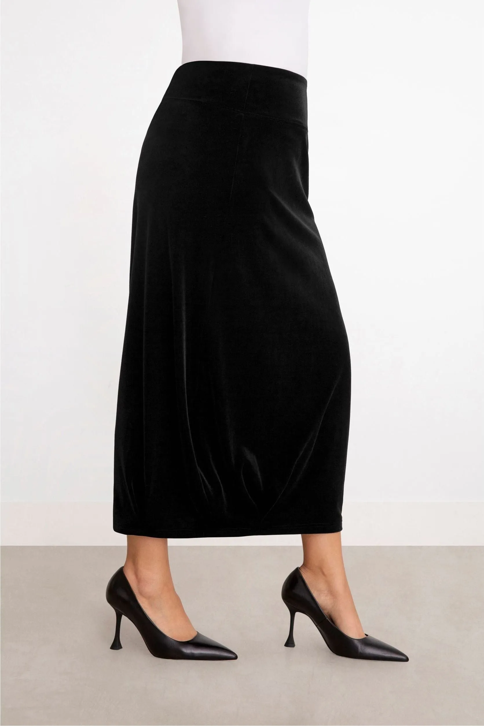 Sympli Savvy Velvet Pleat Hem Skirt - Style V3613