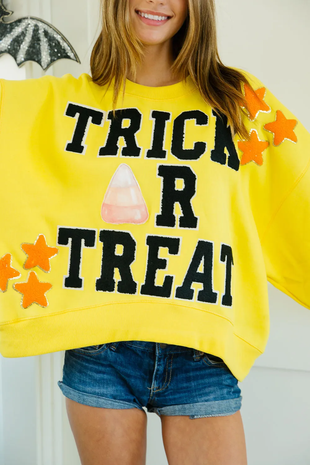 TRICK OR TREAT YELLOW PULLOVER